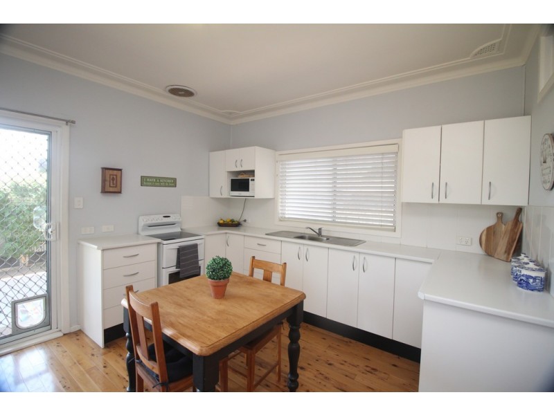 10 White Street, Gunnedah NSW 2380