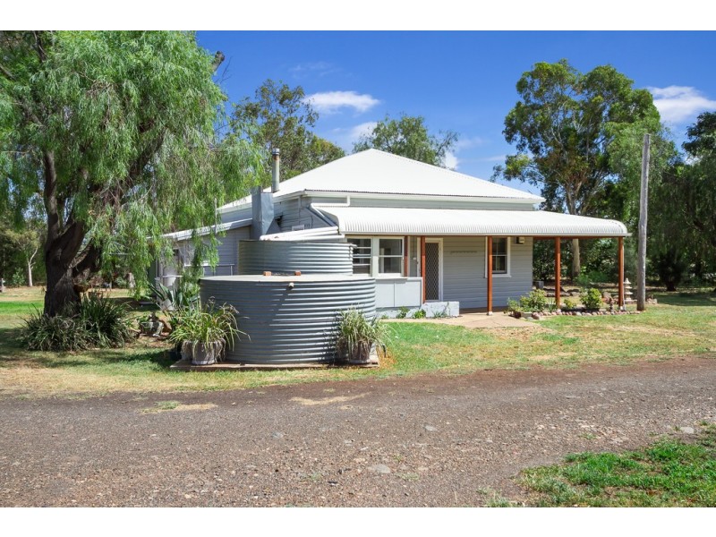 9739 Oxley Highway, Gunnedah NSW 2380