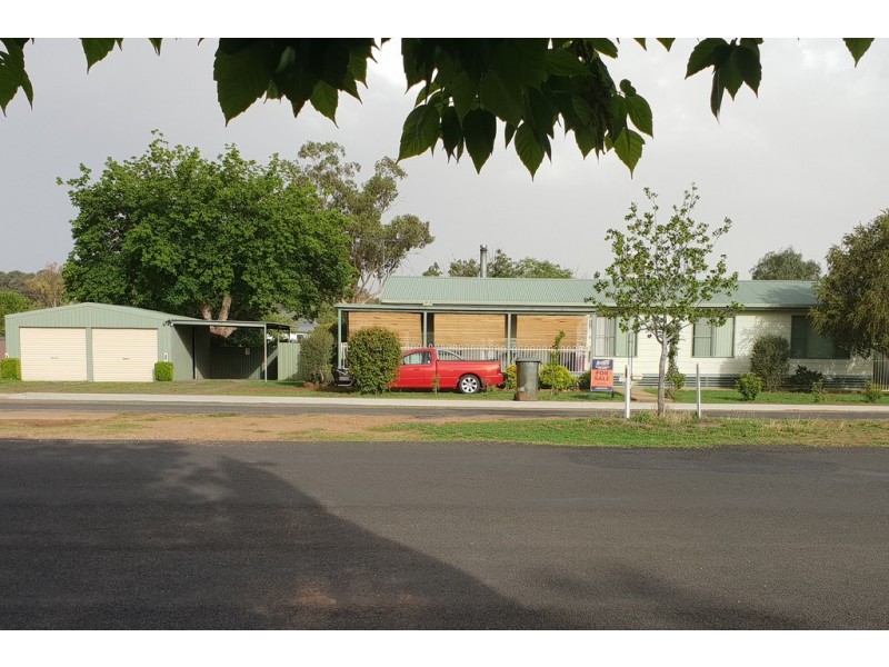 26 Bullinda Street, Binnaway NSW 2395