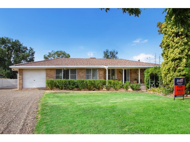 13 Linden Place, Gunnedah NSW 2380