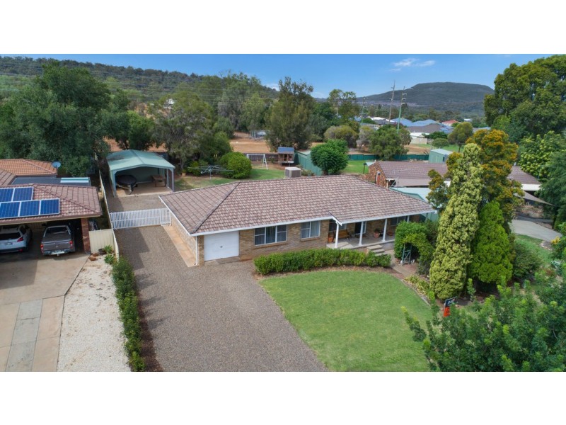 13 Linden Place, Gunnedah NSW 2380