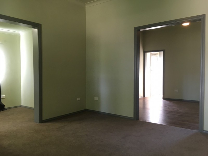 16 Goddard Street, Coolah NSW 2843