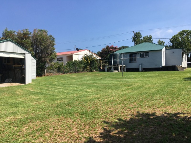16 Goddard Street, Coolah NSW 2843