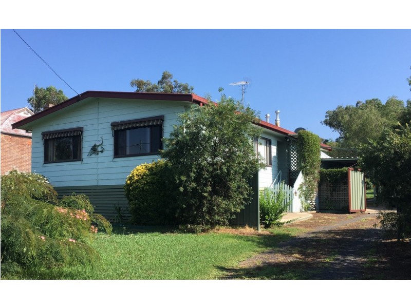 65 Martin Street, Coolah NSW 2843