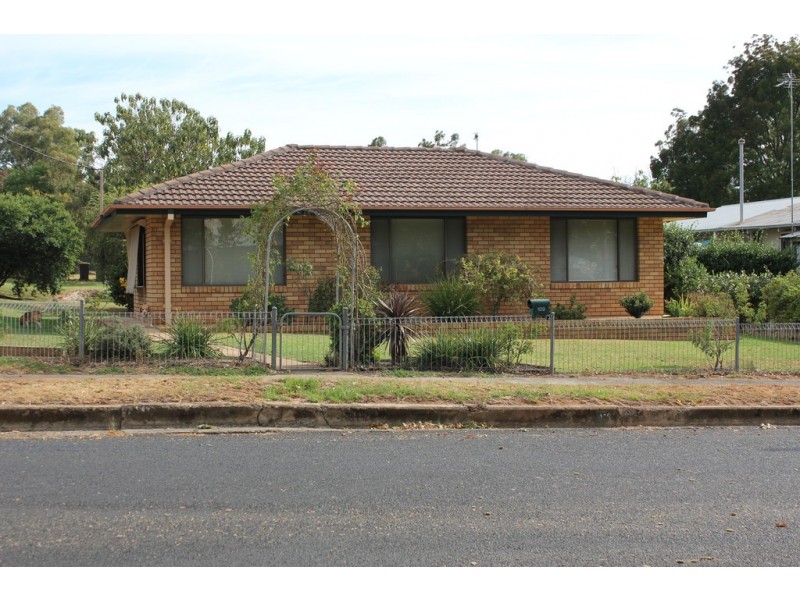 109 Martin Street, Coolah NSW 2843