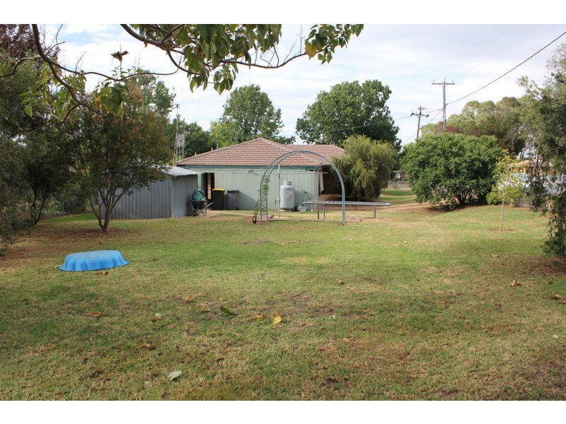 109 Martin Street, Coolah NSW 2843