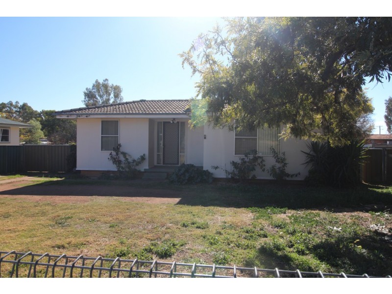 8 Bando Street, Gunnedah NSW 2380