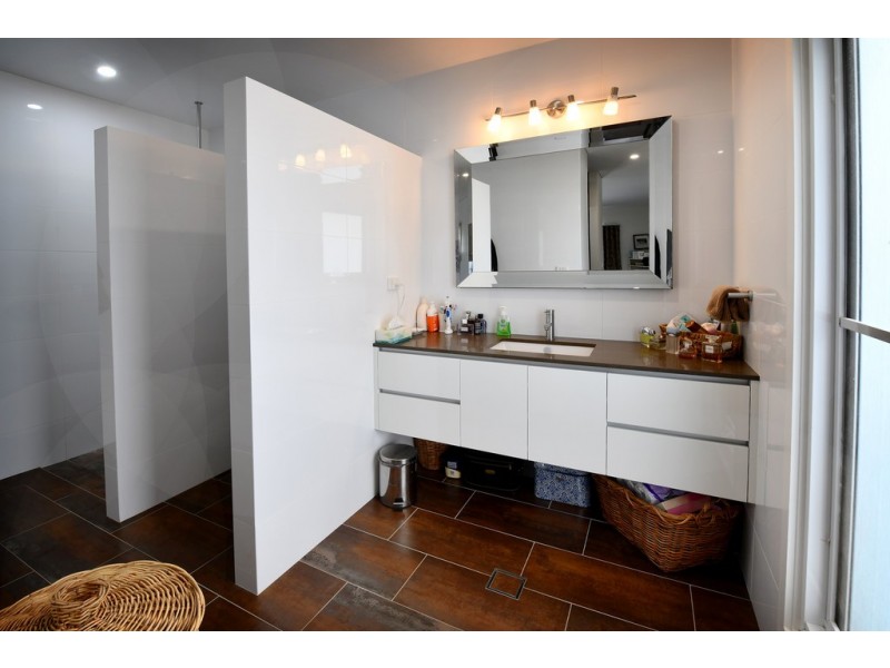 165 -169 Kamilaroi Road, Gunnedah NSW 2380