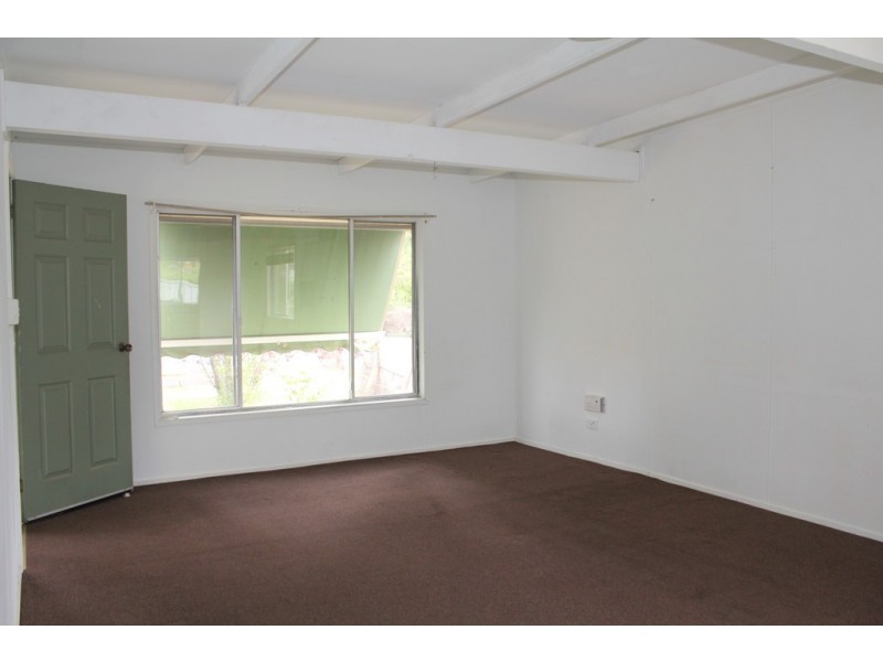 17 Campbell Street, Coolah NSW 2843