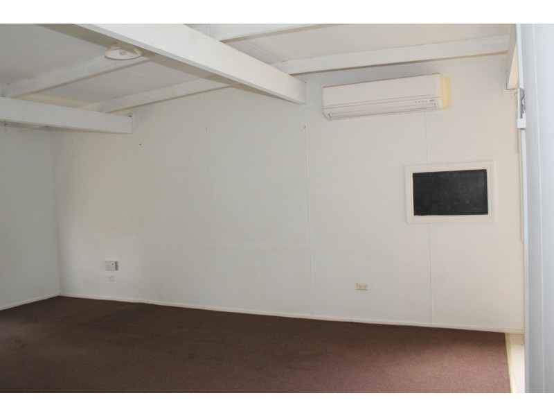 17 Campbell Street, Coolah NSW 2843