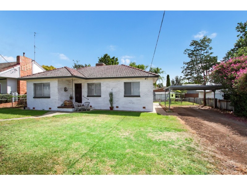 2 Euroa Street, Gunnedah NSW 2380