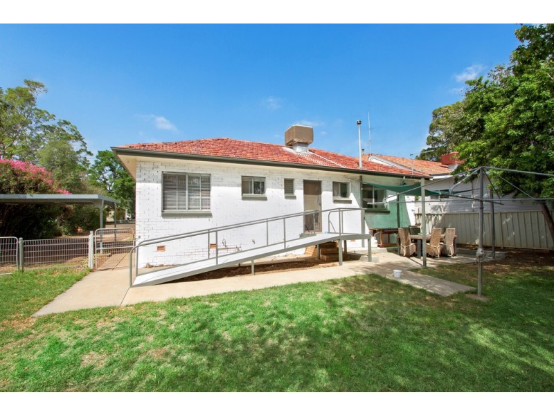 2 Euroa Street, Gunnedah NSW 2380