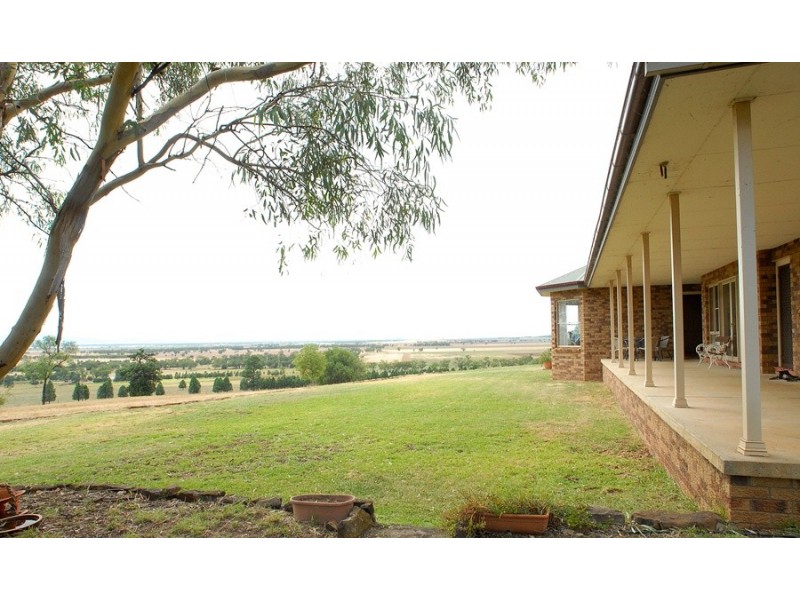 Illalinga 72 Tunningley Rd, Emerald Hill NSW 2380