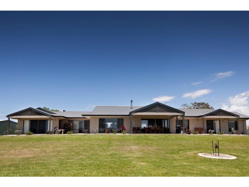 44  Cameron Lane, Yamba NSW 2464