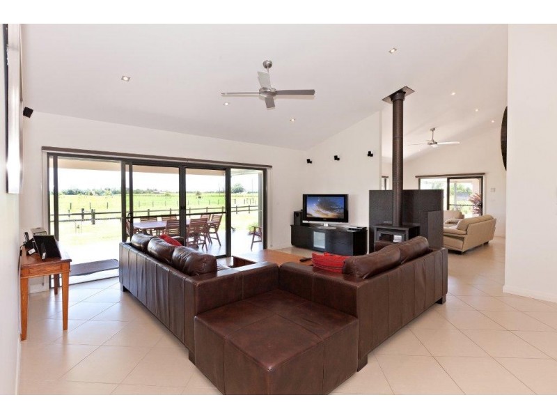 44  Cameron Lane, Yamba NSW 2464