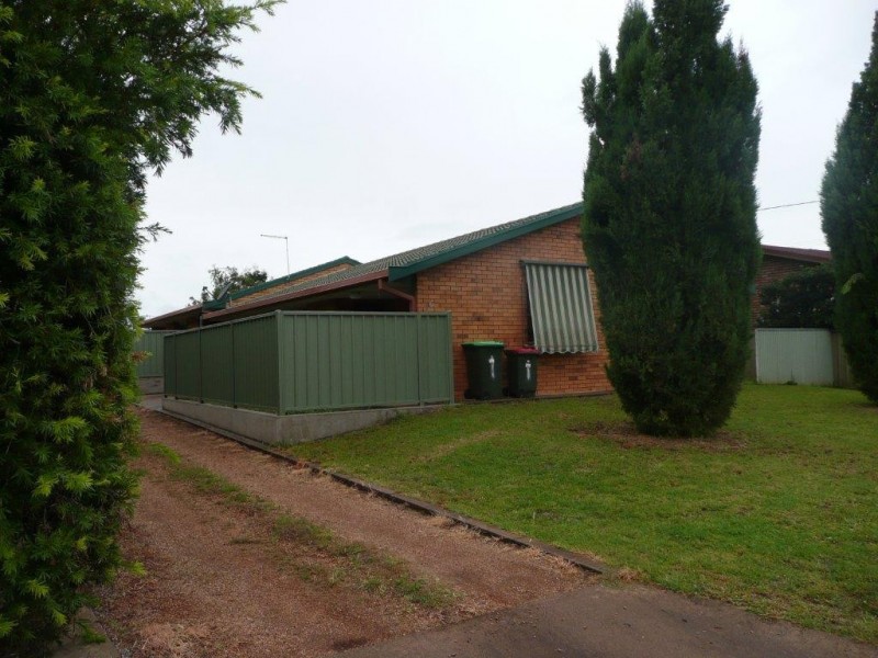16 King St, Gunnedah NSW 2380