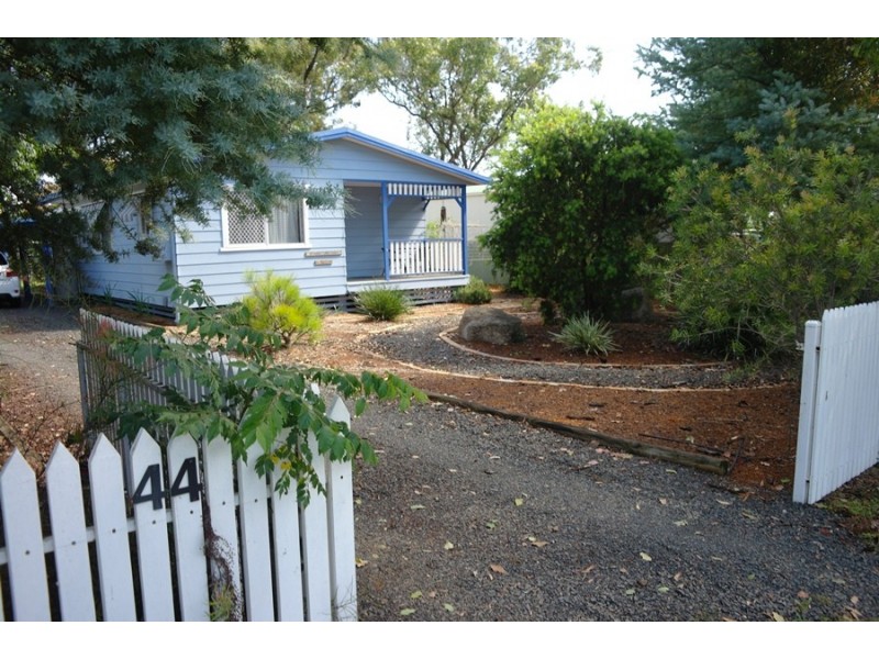 44 Pine St, Curlewis NSW 2381