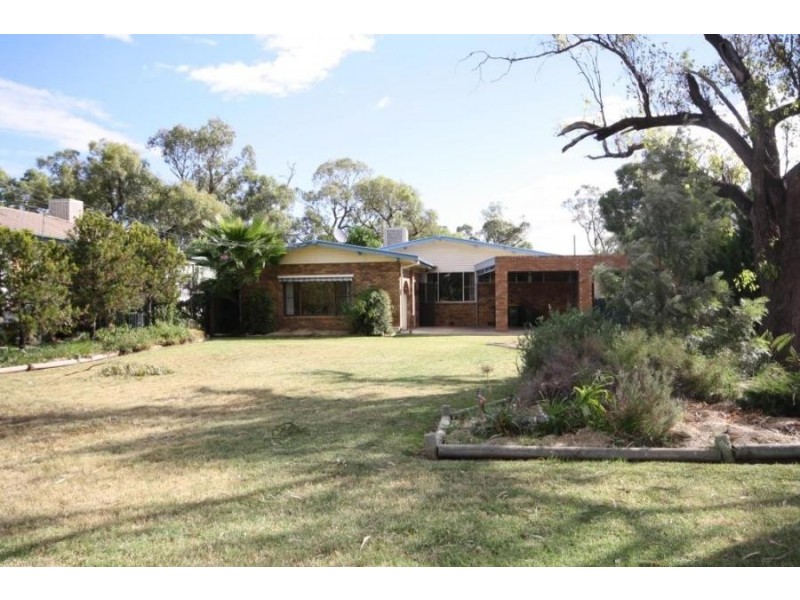 143 Gibbons Street, Narrabri NSW 2390