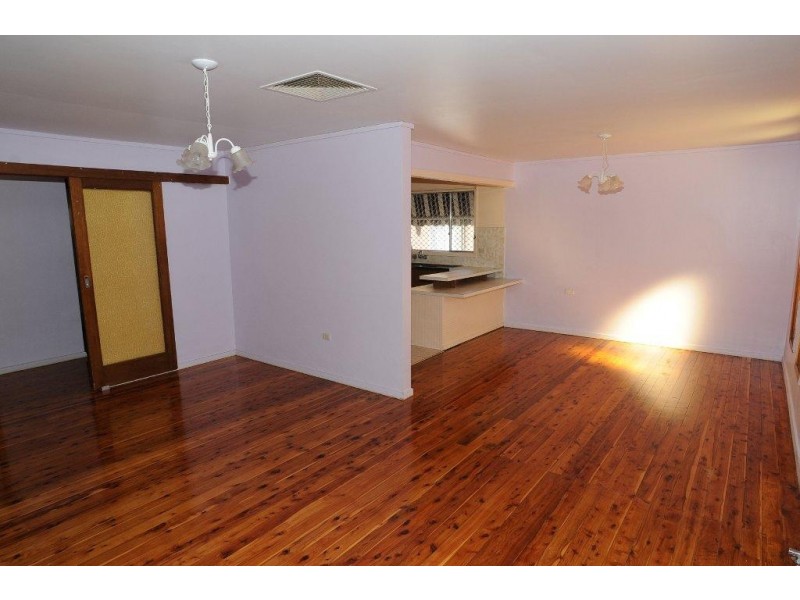 19 McAndrew St, Gunnedah NSW 2380