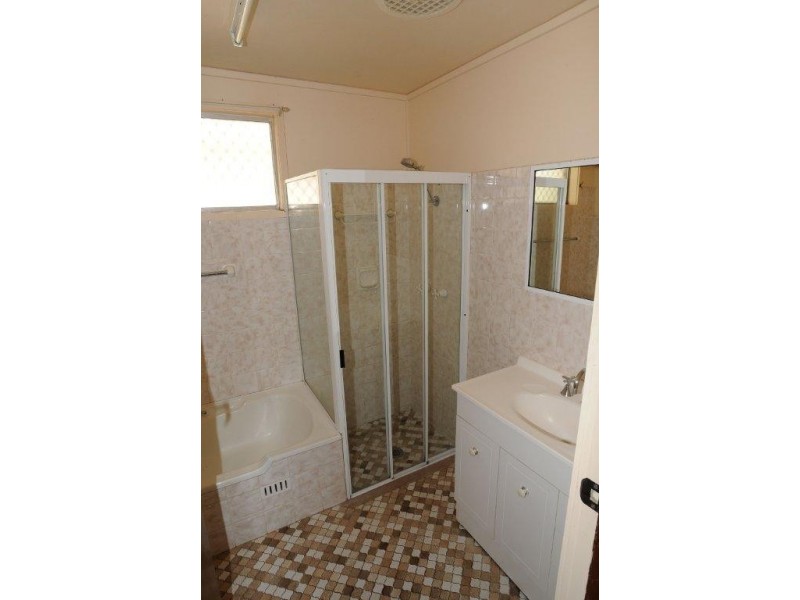 19 McAndrew St, Gunnedah NSW 2380