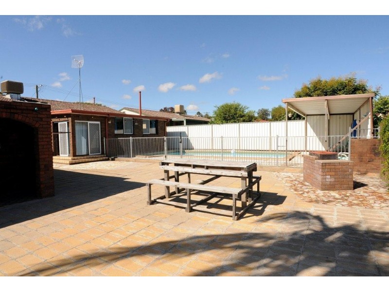 19 McAndrew St, Gunnedah NSW 2380