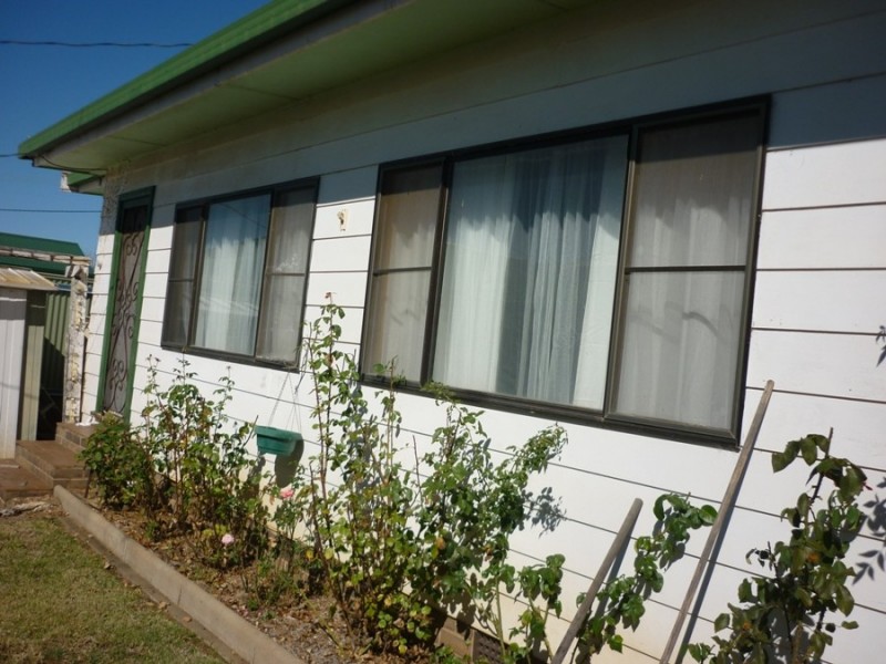 2/141 Barber Street, Gunnedah NSW 2380