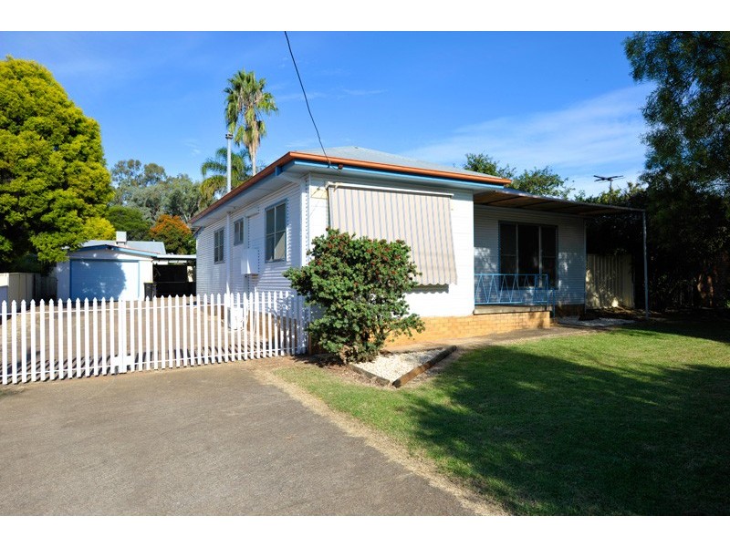 18 Stewart St, Gunnedah NSW 2380