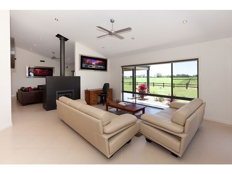 44 Cameron Lane, Yamba NSW 2464