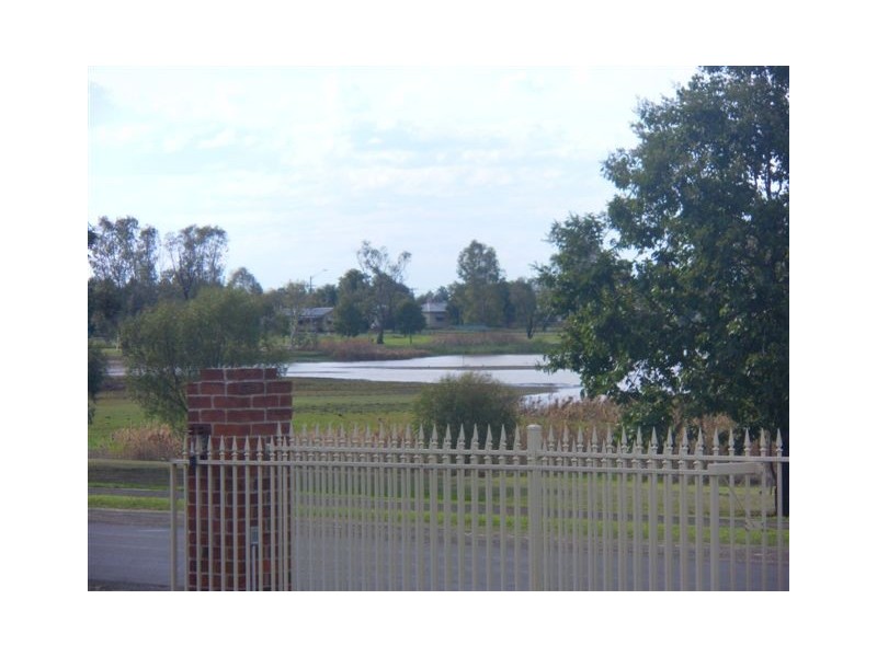 19 Mooloobar Street, Narrabri NSW 2390