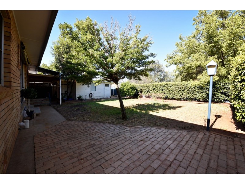 8 Bridge Street, Gunnedah NSW 2380