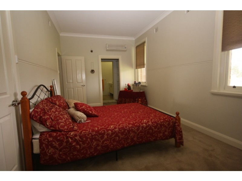 19 Mooloobar Street, Narrabri NSW 2390