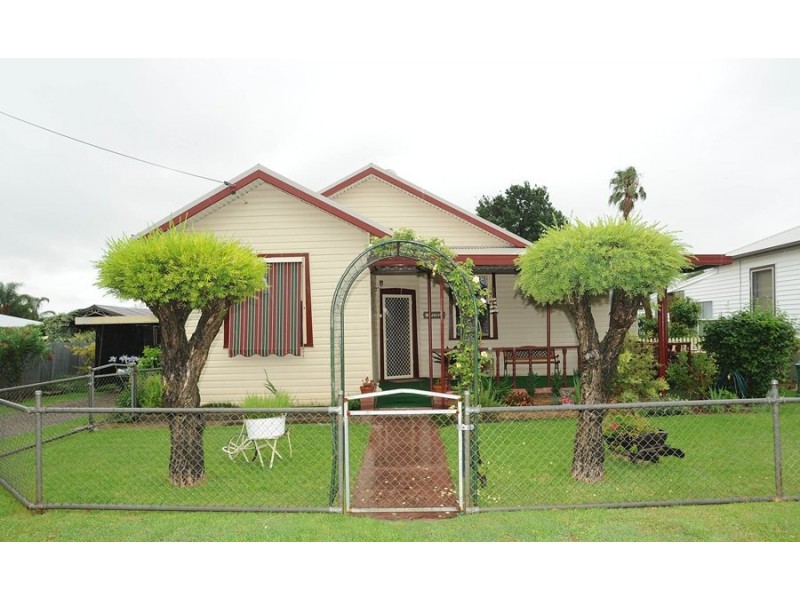 138 Little Conadilly Street, Gunnedah NSW 2380
