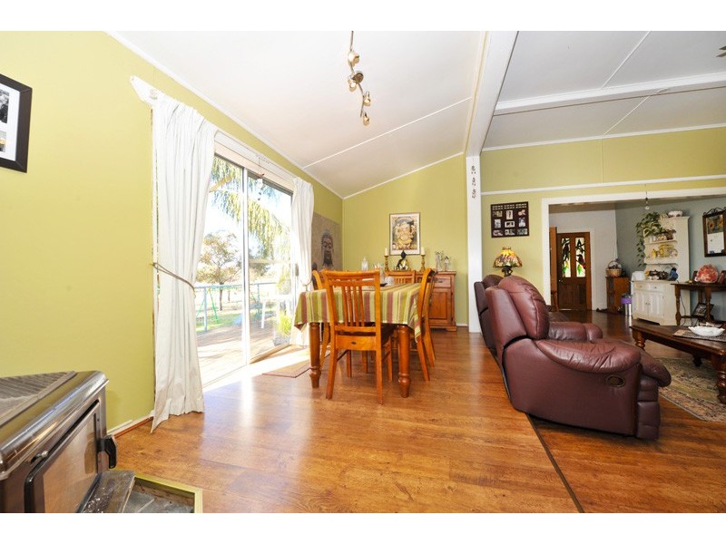 83 Reading Rd, Gunnedah NSW 2380