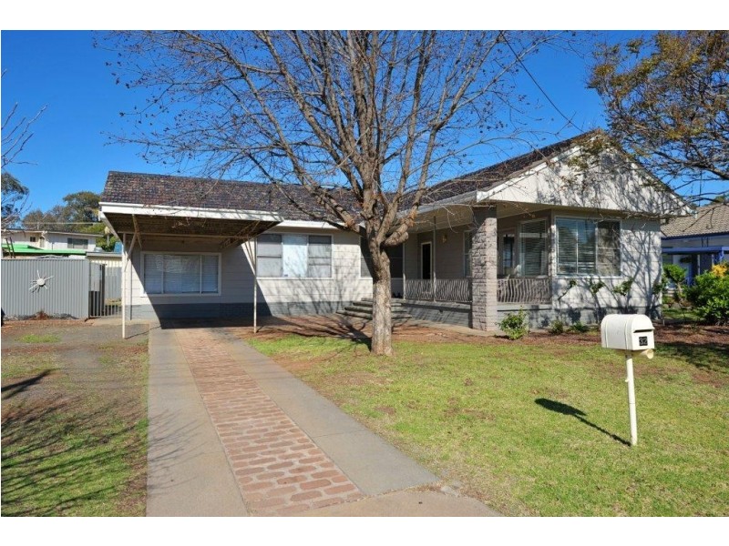 32 Stewart St, Gunnedah NSW 2380