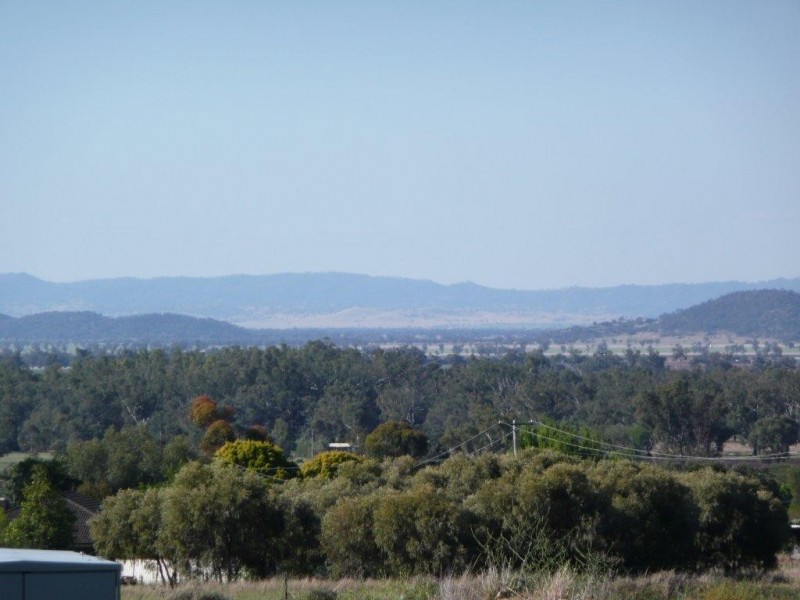 22-24 Silversmith Place, Gunnedah NSW 2380