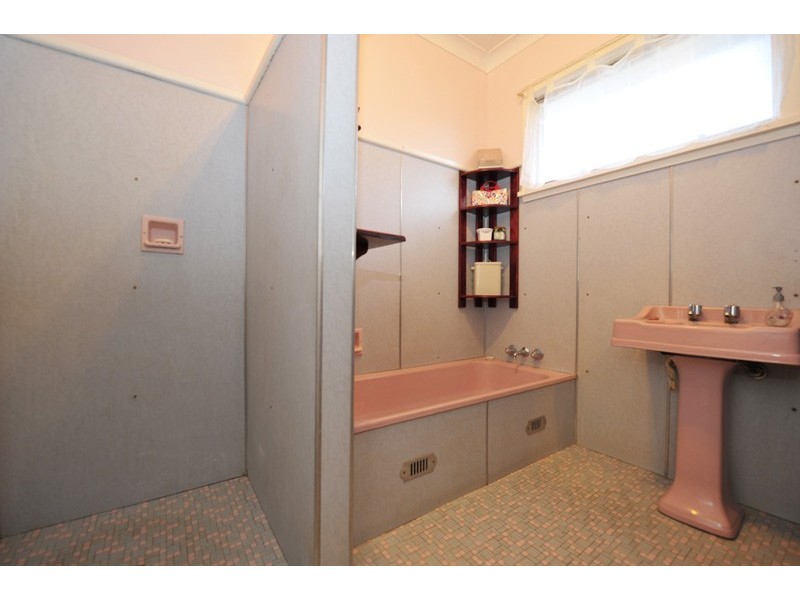 15 Bridge St, Gunnedah NSW 2380