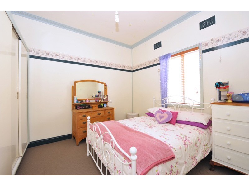 141 George St, Gunnedah NSW 2380