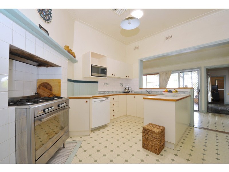 141 George St, Gunnedah NSW 2380