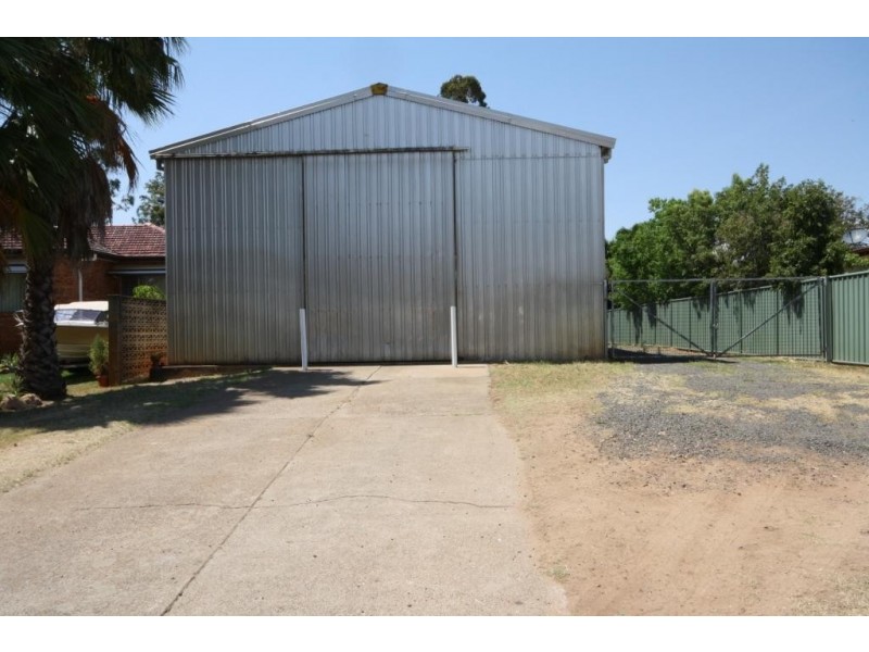 2A Beatrice Street, Narrabri NSW 2390