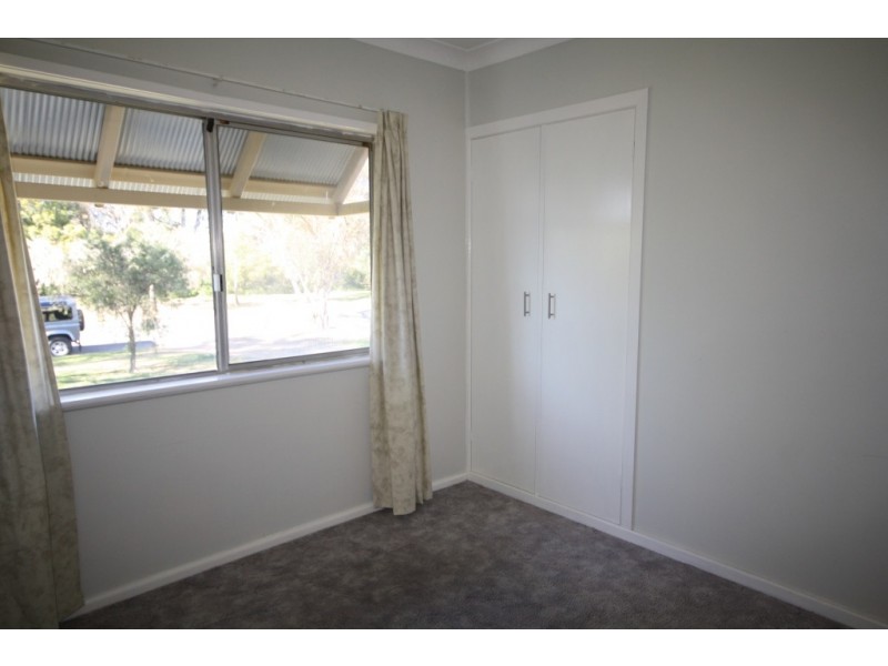 33 Guest Street, Narrabri NSW 2390