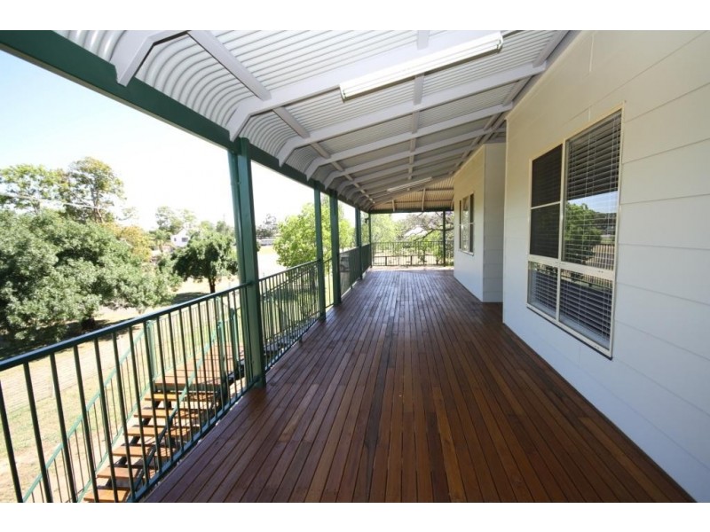 6 Peele Street, Narrabri NSW 2390