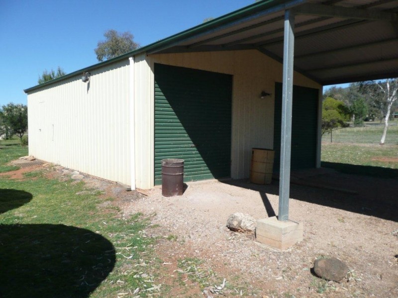 25 Carlyon Ave, Gunnedah NSW 2380