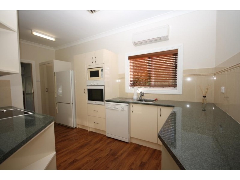 22 Collins Street, Narrabri NSW 2390