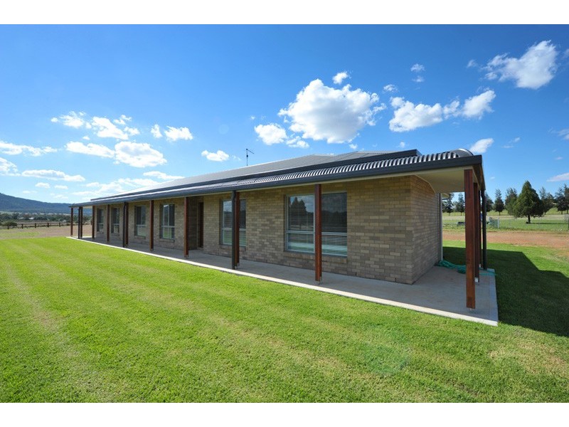 1 Harrie Rowland Drive, Gunnedah NSW 2380