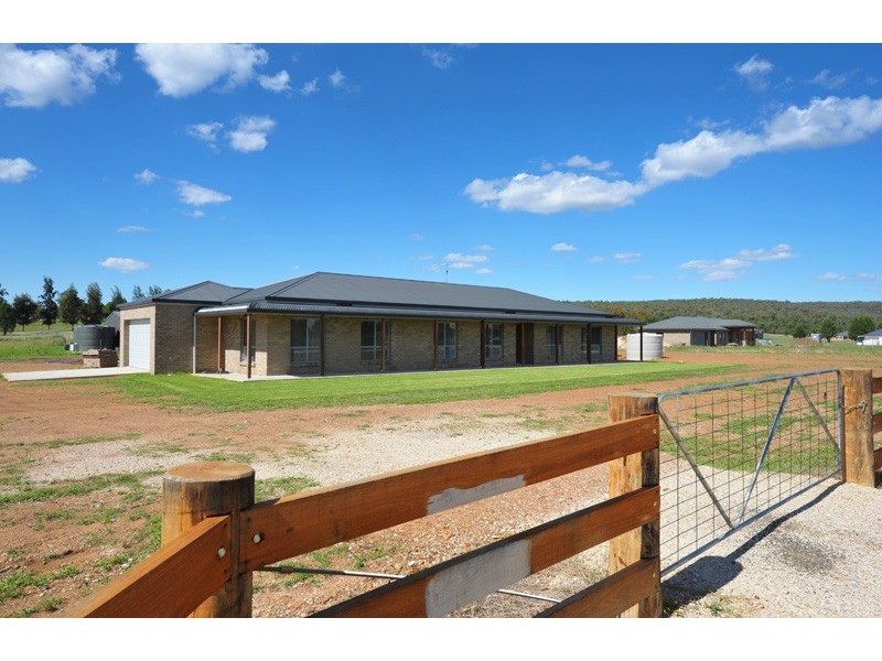 1 Harrie Rowland Drive, Gunnedah NSW 2380