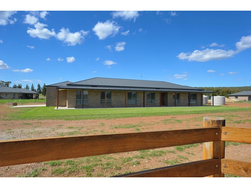 1 Harrie Rowland Drive, Gunnedah NSW 2380