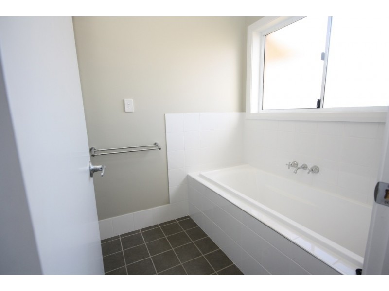 164 Riverside Drive, Narrabri NSW 2390