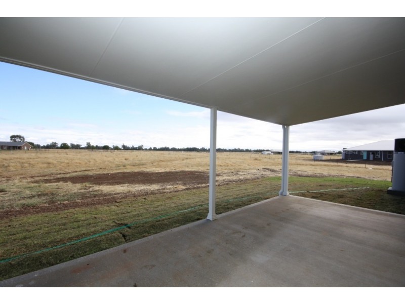 164 Riverside Drive, Narrabri NSW 2390