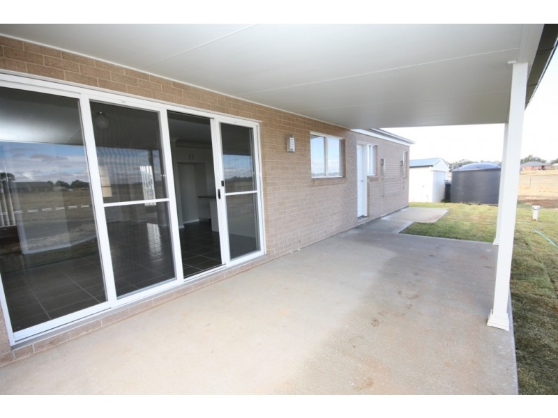 164 Riverside Drive, Narrabri NSW 2390