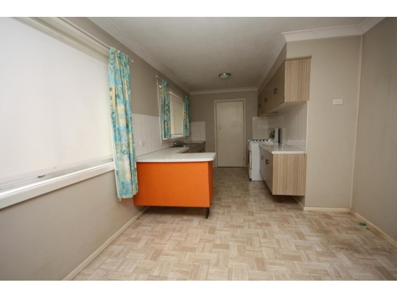 2 Cowper Street, Wee Waa NSW 2388